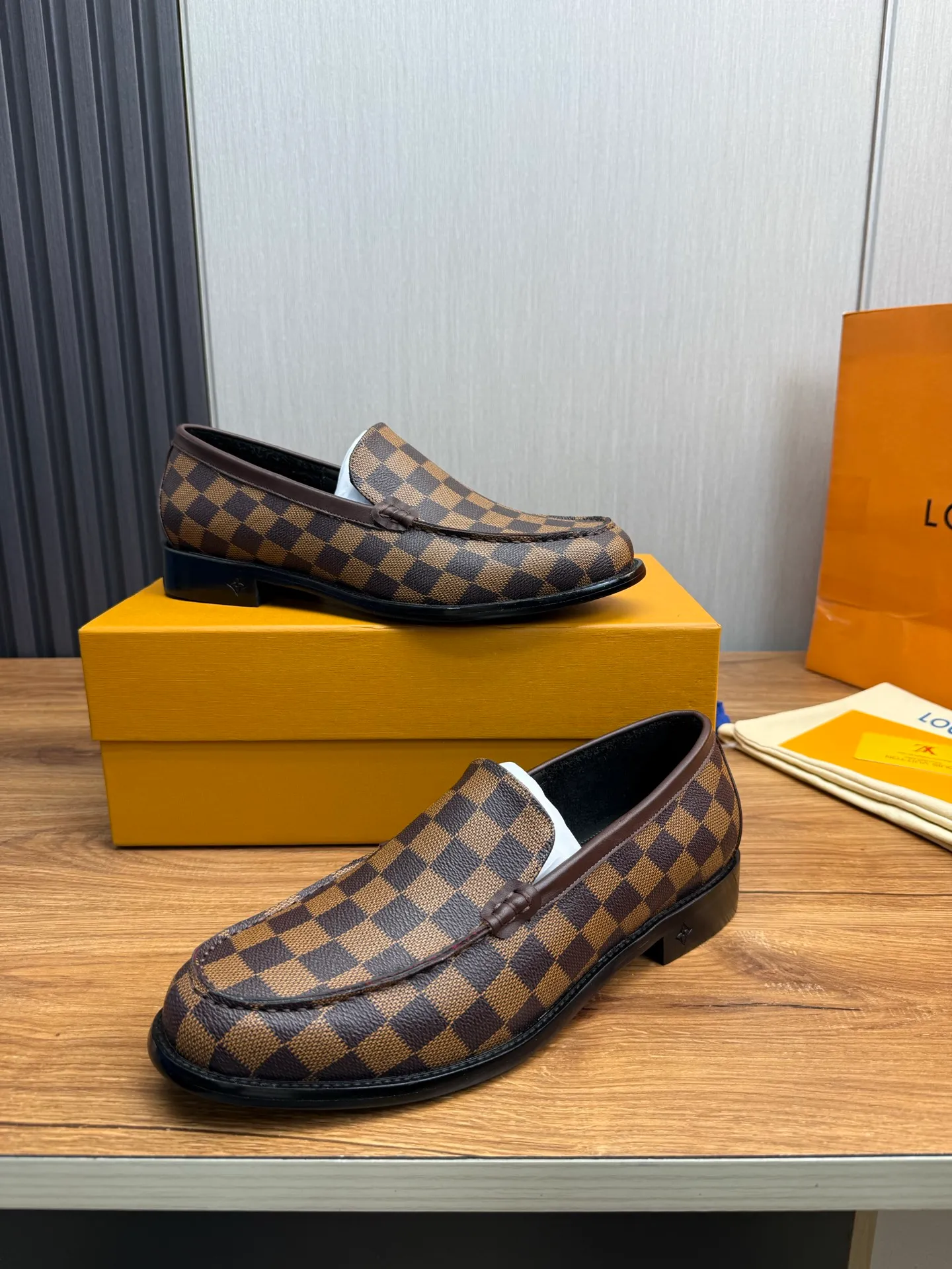 Factory 660💰 LV. Men's business casual leather shoes, all made of imported original brand leather, just to create a more comfortable wearing experience, original non-slip and wear-resistant outsole ✔️16-45 (38.45 non-returnable)